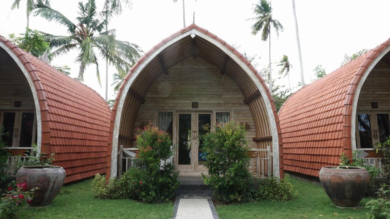 Puri Rinjani Bungalows & Hostel Kuta  Екстер'єр фото